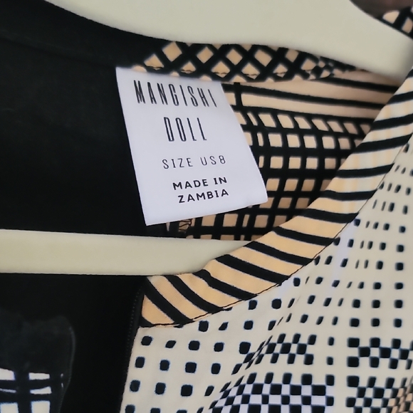 Geometric Patterned Jumpsuit - Picture 2 of 6